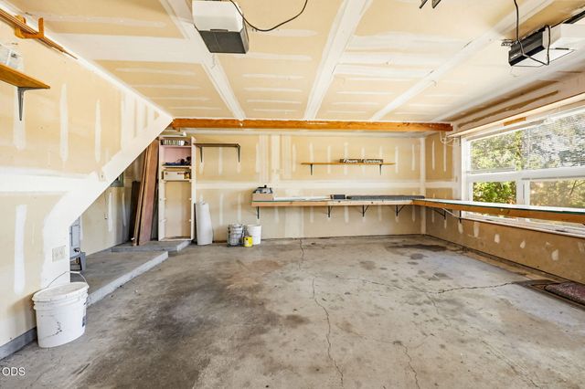 1105 Ivy Lane, Ashland, OR 97520
