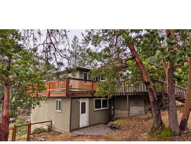 1105 Ivy Lane, Ashland, OR 97520