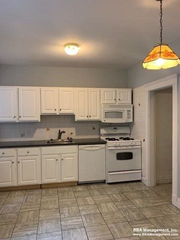 30 Chiswick Rd 4, Boston, MA 02135