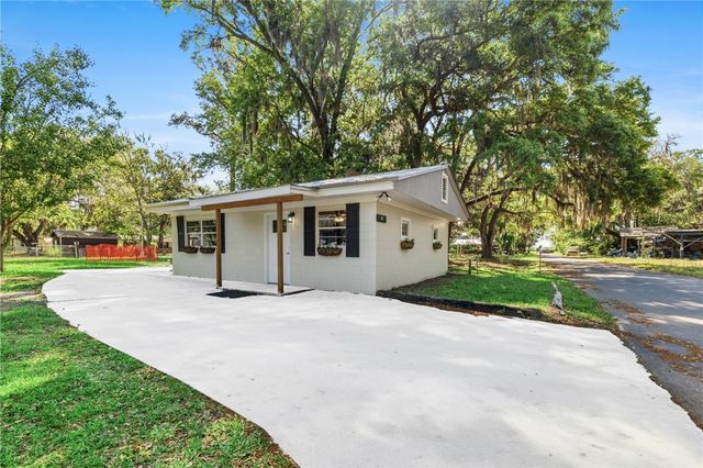 41 Sutton Court, Woodbine, GA 31569