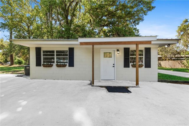 41 Sutton Court, Woodbine, GA 31569
