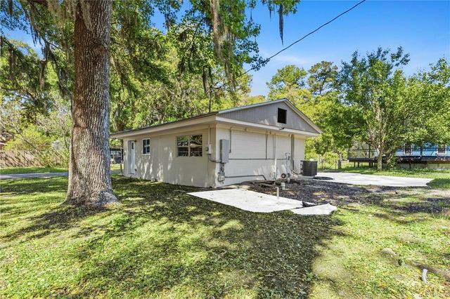 41 Sutton Court, Woodbine, GA 31569