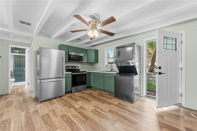 41 Sutton Court, Woodbine, GA 31569