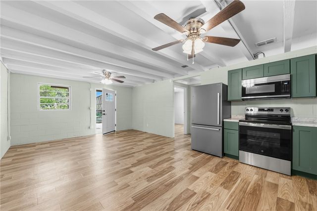 41 Sutton Court, Woodbine, GA 31569
