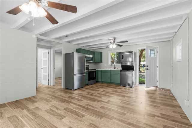 41 Sutton Court, Woodbine, GA 31569