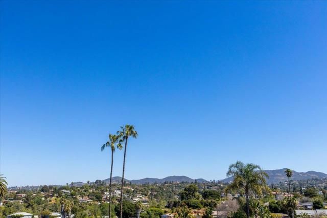 524 Morningside Drive, Vista, CA 92084