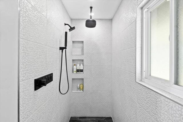 524 Morningside Drive, Vista, CA 92084