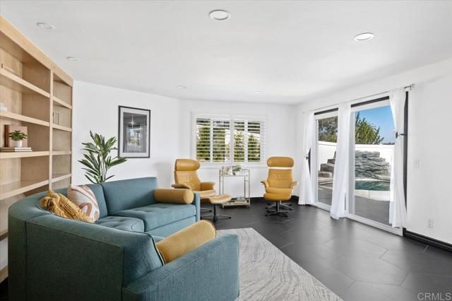 524 Morningside Drive, Vista, CA 92084