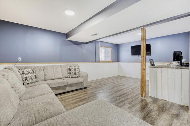 1340 Broadview Avenue, Chaska, MN 55318