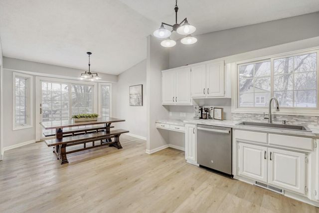 1340 Broadview Avenue, Chaska, MN 55318