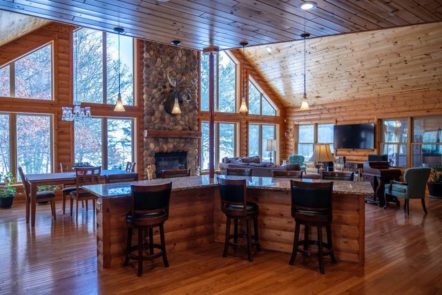 N13436 19th Avenue, Necedah, WI 54646