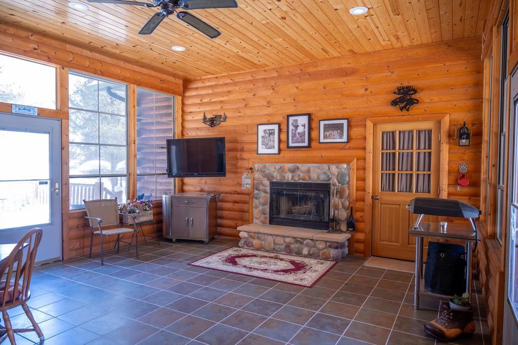 N13436 19th Avenue, Necedah, WI 54646