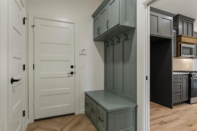 2924 River Birch Lane, Yukon, OK 73099