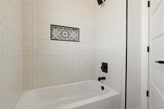 2924 River Birch Lane, Yukon, OK 73099