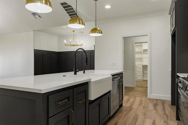 2924 River Birch Lane, Yukon, OK 73099