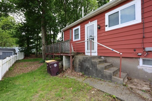 70 Biscyane Ave, Weymouth, MA 02188