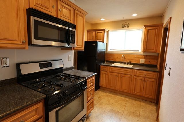 70 Biscyane Ave, Weymouth, MA 02188