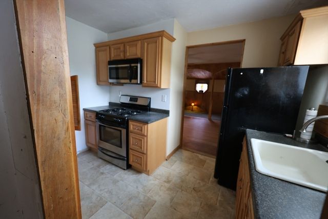 70 Biscyane Ave, Weymouth, MA 02188