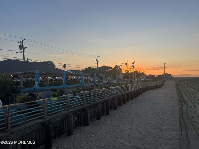 910 Florence Avenue, Union Beach, NJ 07735