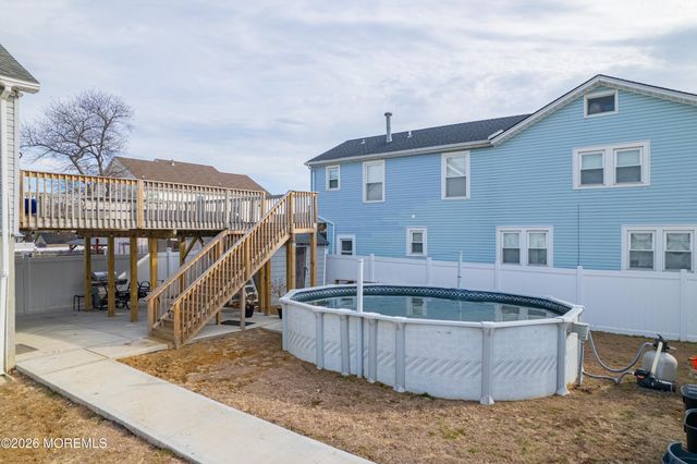 910 Florence Avenue, Union Beach, NJ 07735