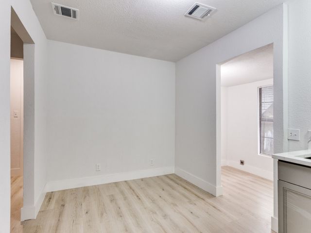 3917 Valentine Street, Fort Worth, TX 76107