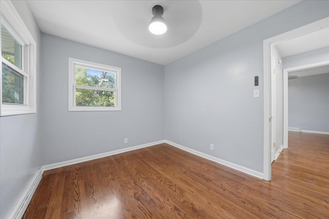 1020 E 61st Place, Merrillville, IN 46410