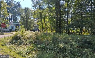 000 FORT KING DR, Colonial Beach, VA 22443