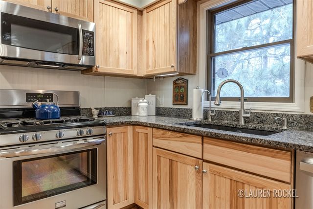 2721 Olderidge Court, Grand Rapids, MI 49525