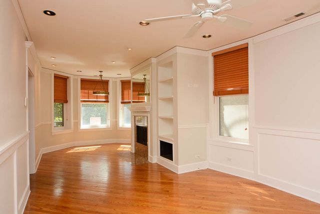3614 N Bosworth Avenue 1F, Chicago, IL 60613