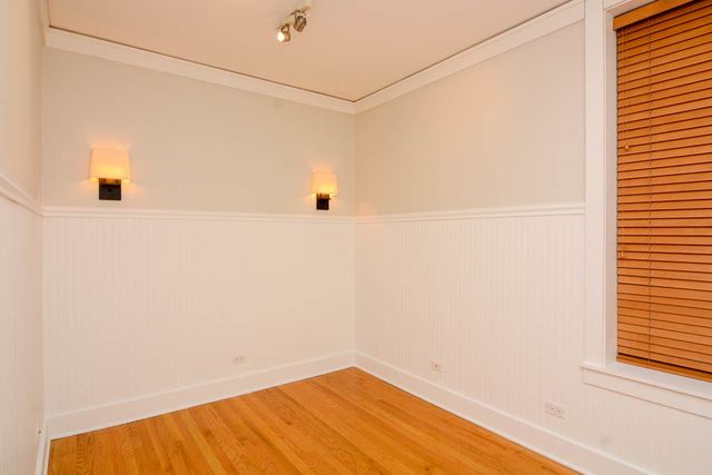 3614 N Bosworth Avenue 1F, Chicago, IL 60613