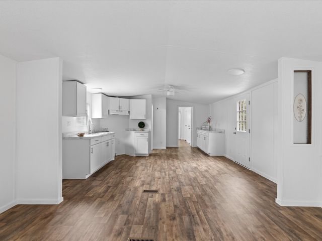 146 Deerwood Lane, Springtown, TX 76082