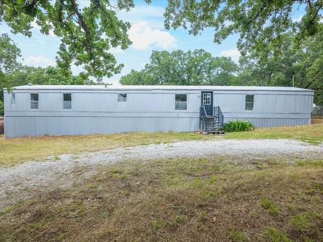 146 Deerwood Lane, Springtown, TX 76082