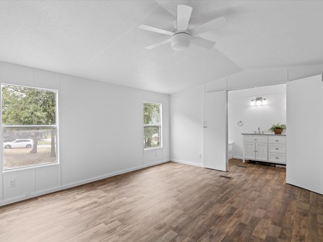 146 Deerwood Lane, Springtown, TX 76082