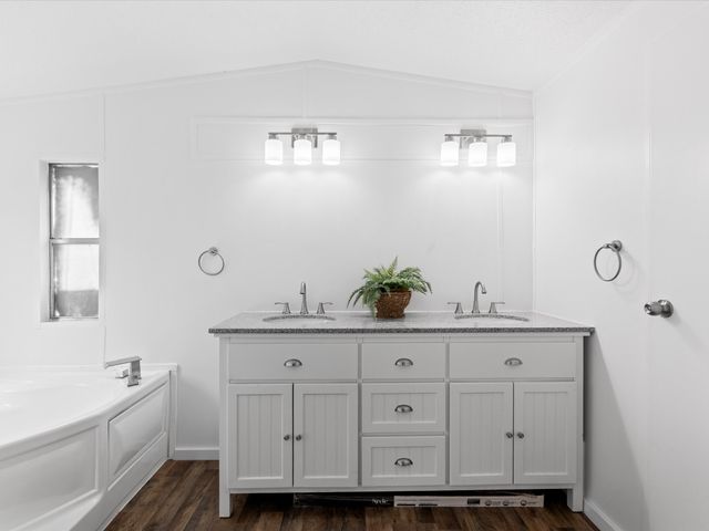 146 Deerwood Lane, Springtown, TX 76082