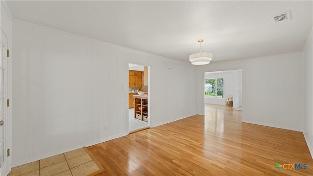 596 Willow Avenue, New Braunfels, TX 78130