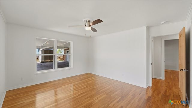 596 Willow Avenue, New Braunfels, TX 78130