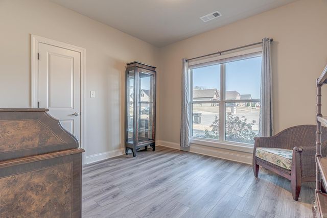 1277 Sullivan Cir, Jonesboro, AR 72404