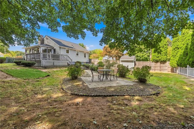 1040 Greenwich Avenue, Warwick, RI 02886