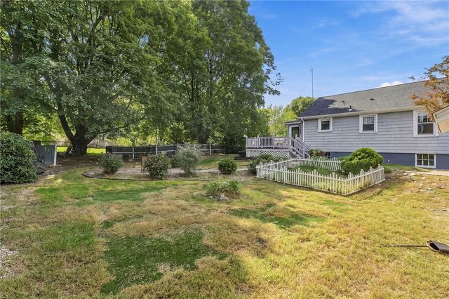 1040 Greenwich Avenue, Warwick, RI 02886