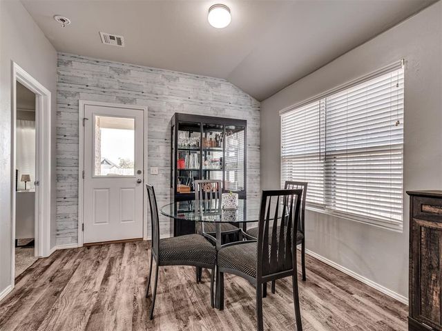 11549 NW 100th Street, Yukon, OK 73099