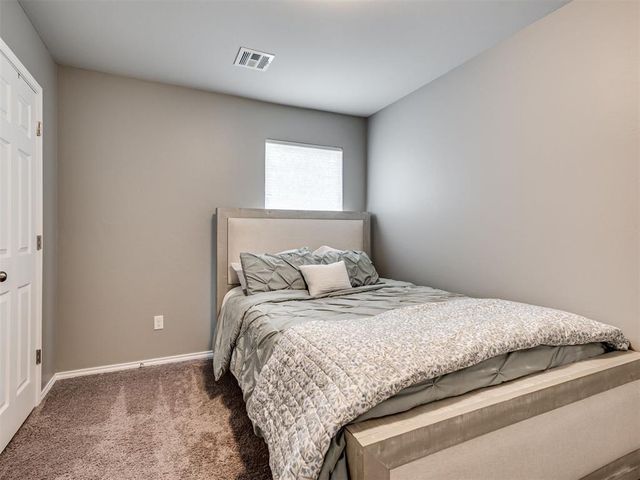 11549 NW 100th Street, Yukon, OK 73099
