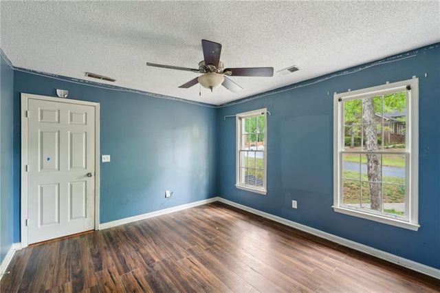 2650 Wendell Creek Lane, Snellville, GA 30039