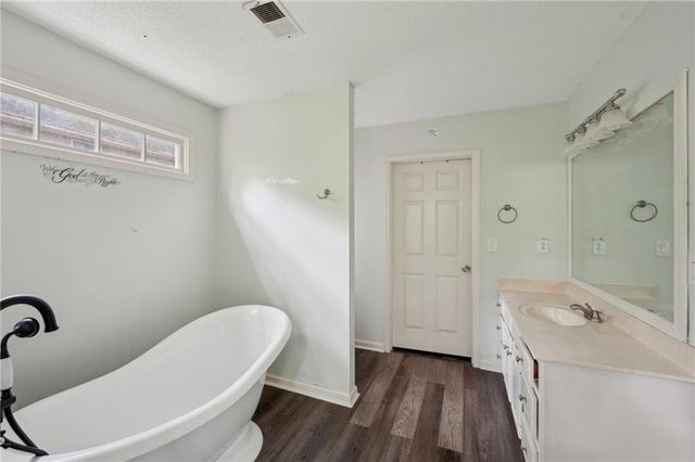 2650 Wendell Creek Lane, Snellville, GA 30039