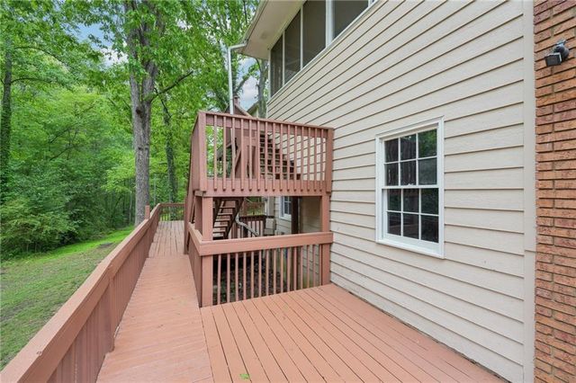 2650 Wendell Creek Lane, Snellville, GA 30039