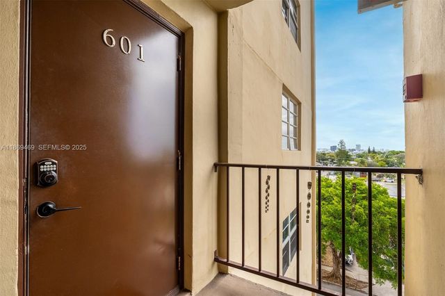 1811 Jefferson Street 601, Hollywood, FL 33020