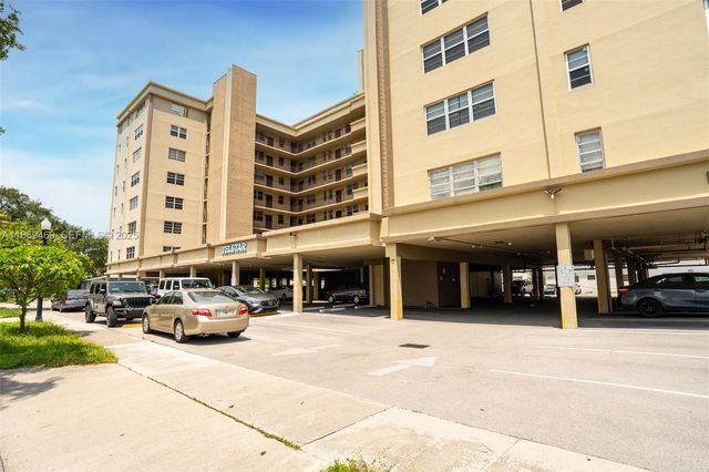 1811 Jefferson Street 601, Hollywood, FL 33020