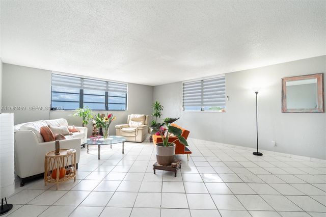 1811 Jefferson Street 601, Hollywood, FL 33020