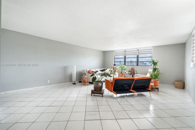 1811 Jefferson Street 601, Hollywood, FL 33020