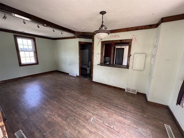 2629 24th Avenue SE, Cedar Rapids, IA 52403
