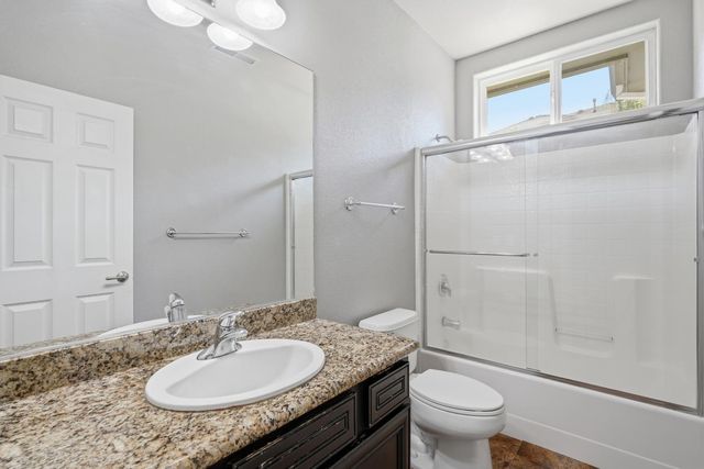 10587 Ridgecrest Dr, Jackson, CA 95642